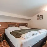Hoamat By Interhome * Goldegg